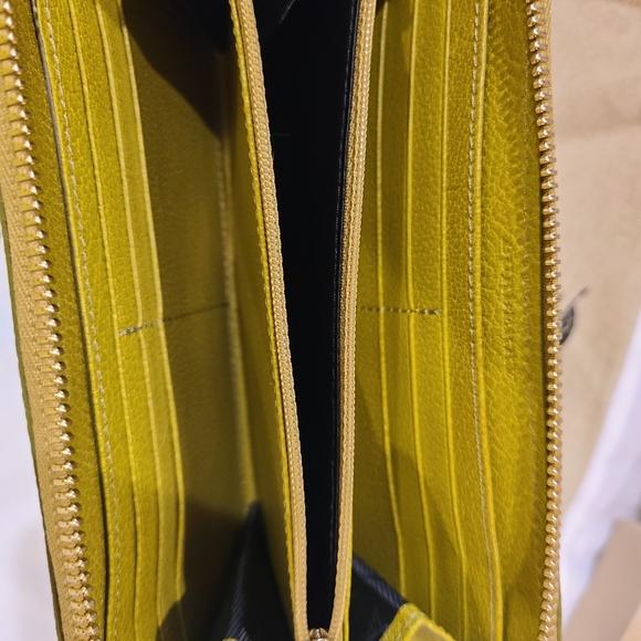 Burberry Wallet - Picture 2 of 9